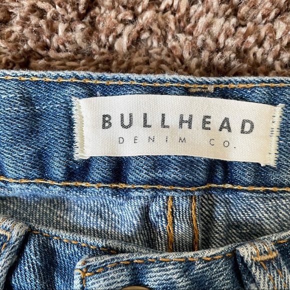 Bullhead Girlfriend Denim Shorts - Picture 3 of 8